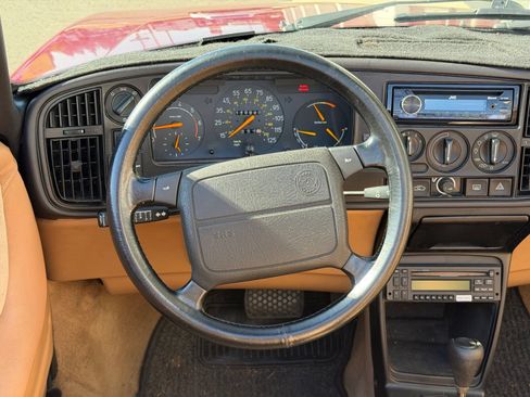 Used 1993 Saab 900 S FWD image 8