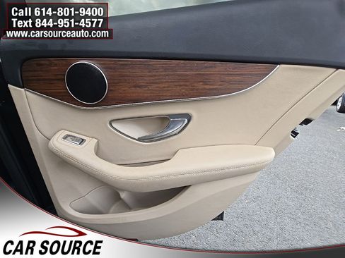 Used 2020 Mercedes-Benz C 300 4MATIC Sedan image 28