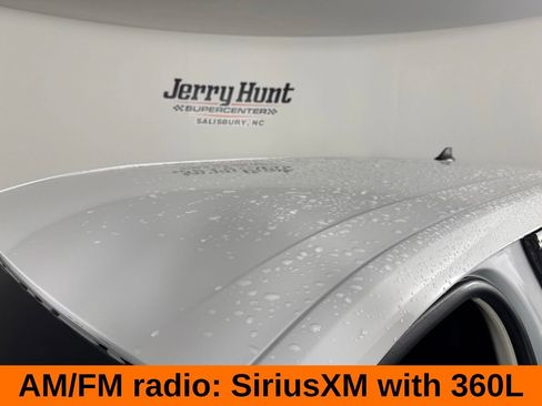 Used 2024 Ford Edge SEL image 12