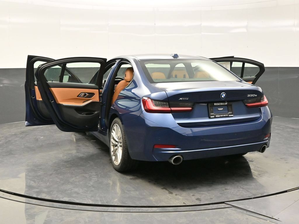 Used 2023 BMW 330e xDrive w/ Premium Package AWD/4WD image 45