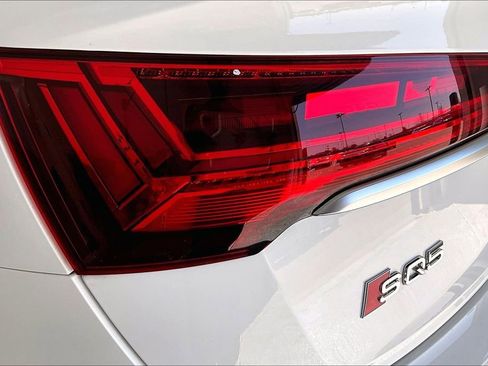 Used 2023 Audi SQ5 Prestige w/ Prestige Package image 39