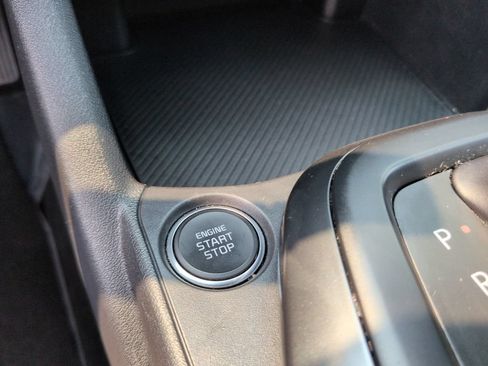Used 2025 Kia K4 FWD image 17