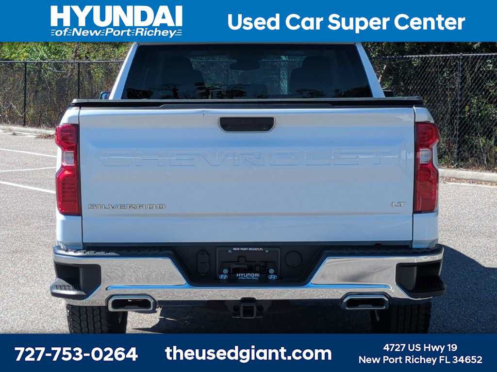 Used 2024 Chevrolet Silverado 1500 LT AWD/4WD image 4