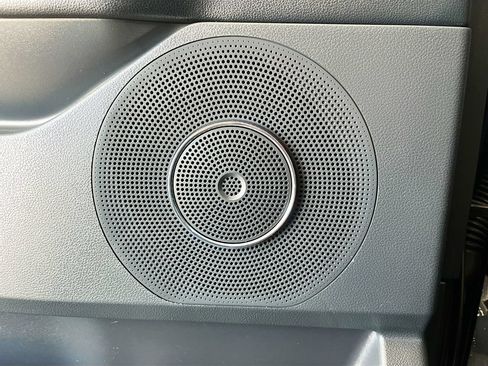 Used 2023 Ford Expedition XLT RWD image 19