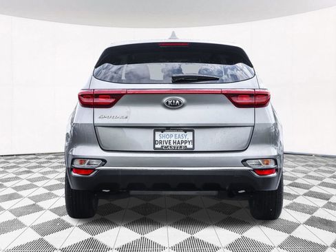 Used 2022 Kia Sportage LX AWD/4WD image 12