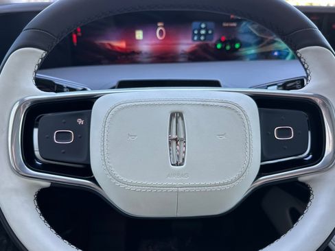 New 2026 Lincoln Nautilus Black Label w/ Jet Appearance Package AWD/4WD image 23