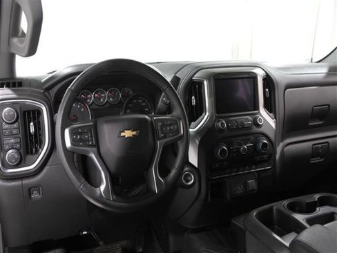 Certified 2022 Chevrolet Silverado 1500 LT image 7