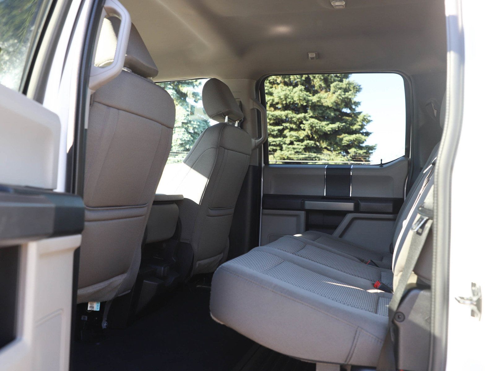 Used 2021 Ford F250 XLT w/ XLT Value Package AWD/4WD image 17