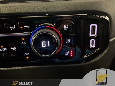 Used 2023 Chevrolet Silverado 1500 ZR2 w/ Technology Package AWD/4WD image 20