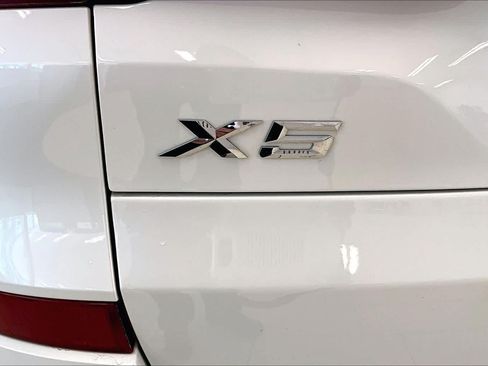 Used 2025 BMW X5 sDrive40i w/ M Sport Package RWD image 29