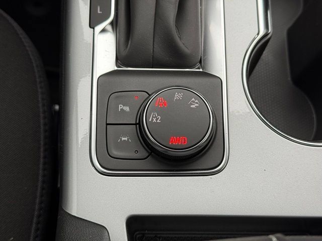 New 2026 Chevrolet Blazer LT w/ Convenience Package AWD/4WD image 18
