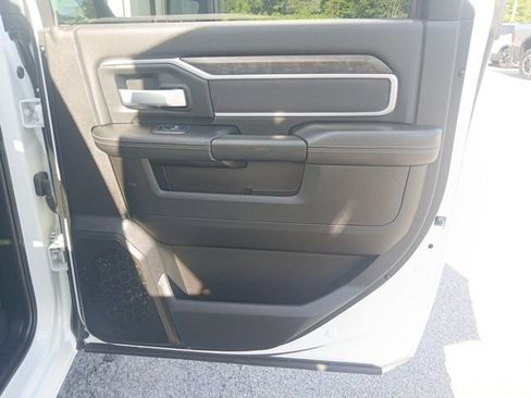 Used 2024 RAM 3500 SLT w/ Quick Order Package 2YG SLT image 25