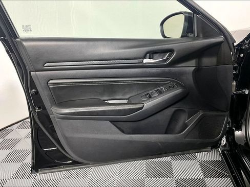 Used 2019 Nissan Altima 2.5 S FWD image 23