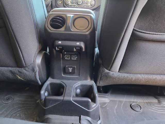 Used 2021 Jeep Wrangler Unlimited Sahara w/ Cold Weather Group AWD/4WD image 34