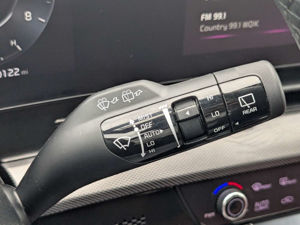 Used 2024 Kia Sportage SX FWD image 34