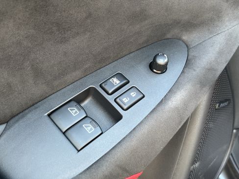 Used 2024 Nissan Z Performance w/ Floor Mat Package RWD image 18