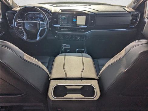 Used 2023 Chevrolet Silverado 1500 RST AWD/4WD image 16