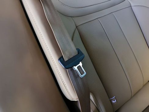 Used 2023 Land Rover Range Rover Sport SE image 57