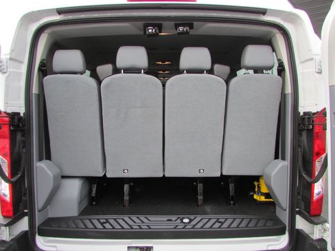 Used 2016 Ford Transit 350 XL image 5