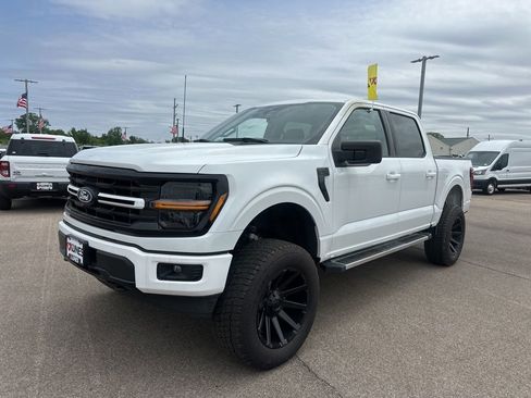 Used 2025 Ford F150 XLT w/ Equipment Group 301A Standard AWD/4WD image 19