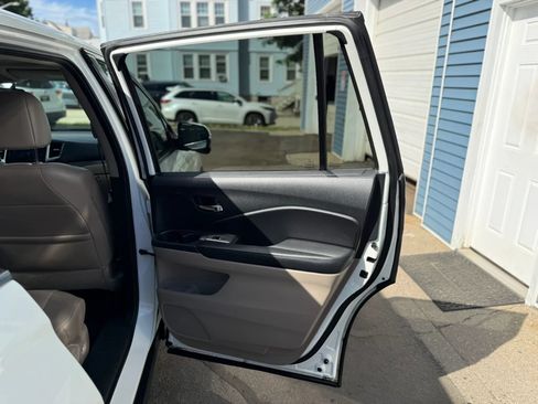 Used 2016 Honda Pilot EX-L image 37