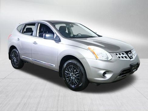 Used 2013 Nissan Rogue S AWD/4WD image 1