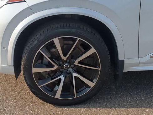 Certified 2024 Volvo XC90 B6 Plus w/ Protection Package Premier AWD/4WD image 13