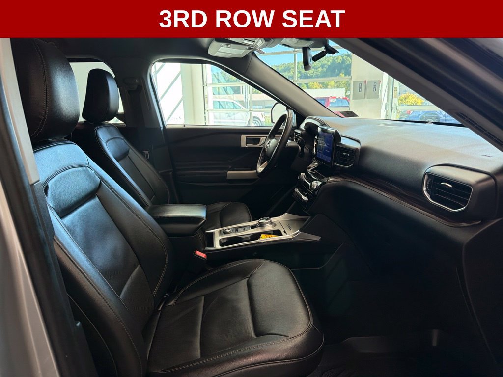 Used 2021 Ford Explorer Limited w/ Equipment Group 301A AWD/4WD image 23