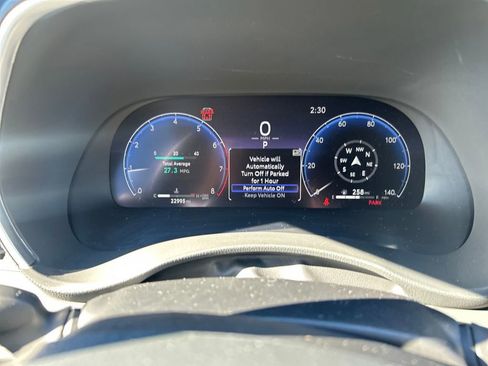 Used 2024 Toyota Highlander Limited image 27