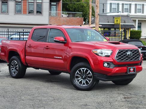 Used 2020 Toyota Tacoma 4x4 Double Cab image 4