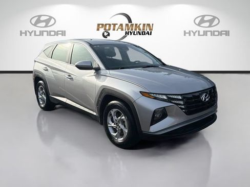 Used 2024 Hyundai Tucson SE FWD image 3