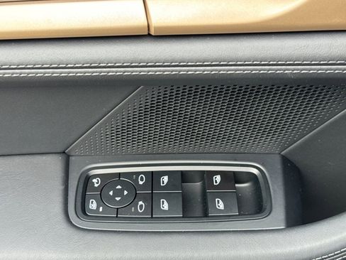 New 2026 Porsche Taycan GTS image 13