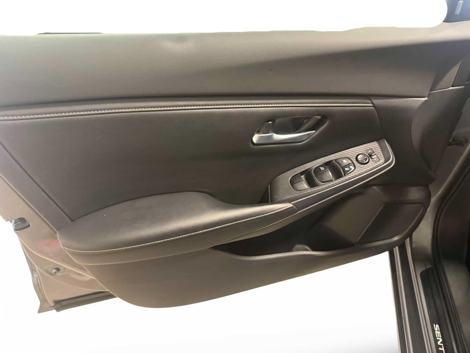 Used 2022 Nissan Sentra SV FWD image 20