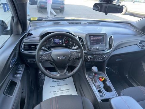 Used 2024 Chevrolet Equinox RS w/ LPO, Floor Liner Package AWD/4WD image 6