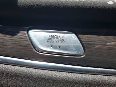 Used 2023 Buick Enclave Essence FWD image 27