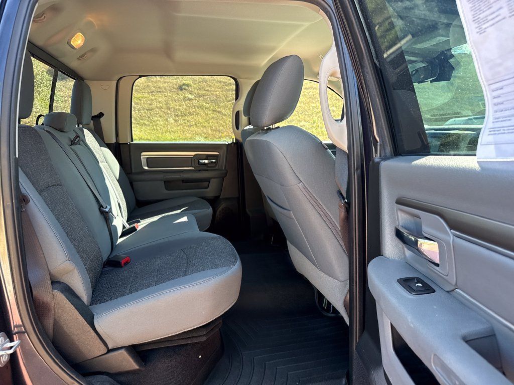 Used 2017 RAM 1500 Big Horn AWD/4WD image 22