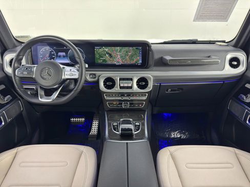 Used 2021 Mercedes-Benz G 550 image 12