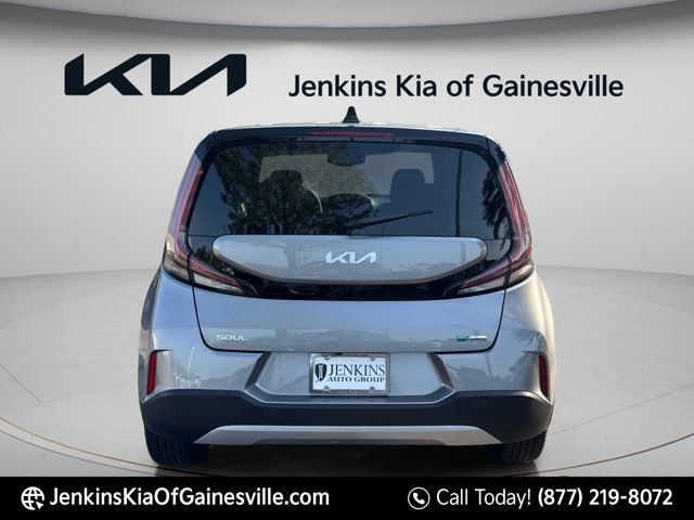 Used 2025 Kia Soul EX FWD image 7