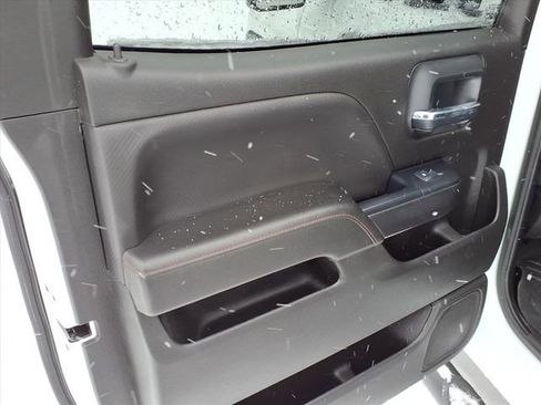 Used 2019 GMC Sierra 2500 SLT w/ Duramax Plus Package image 18