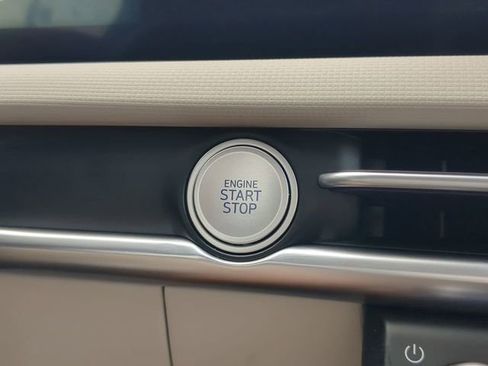 New 2025 Hyundai Tucson SE image 25