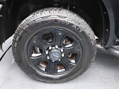 Used 2017 RAM 2500 Laramie w/ Sport Appearance Group image 18