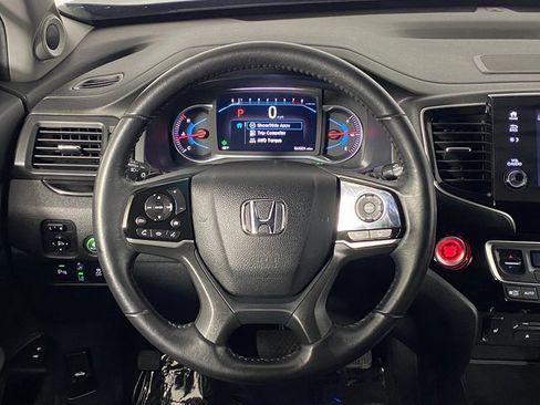 Used 2021 Honda Pilot Touring image 21