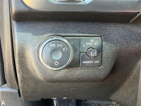 Used 2013 GMC Acadia SLE image 11