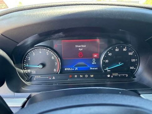 Used 2020 Ford Explorer XLT AWD/4WD image 14