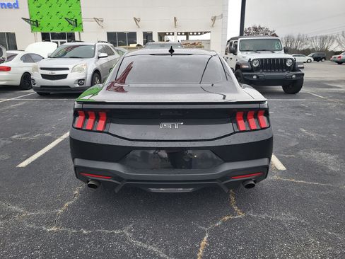 Used 2024 Ford Mustang GT Premium image 5