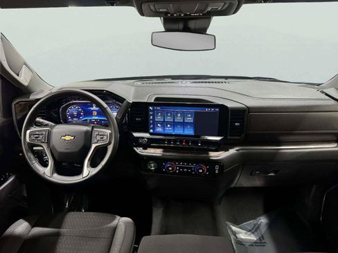 Used 2023 Chevrolet Silverado 1500 LT AWD/4WD image 46