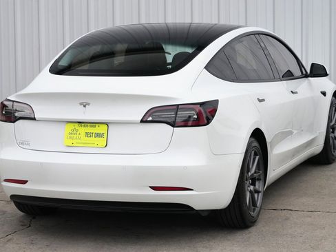 Used 2021 Tesla Model 3 Standard Range Plus image 52