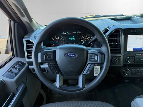 Certified 2020 Ford F150 XLT image 11