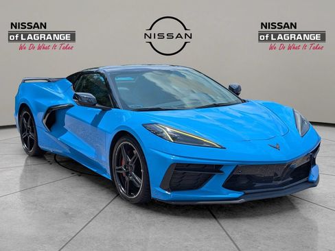 Used 2022 Chevrolet Corvette Stingray Premium Conv w/ Z51 Performance Package RWD image 2