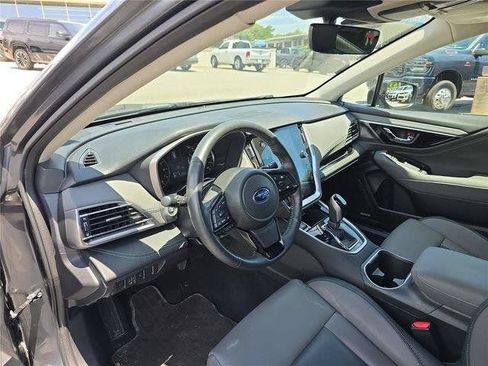 Used 2025 Subaru Outback Onyx Edition AWD/4WD image 21